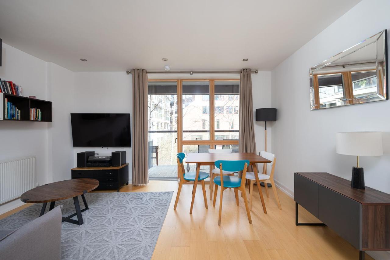 D8 - Canal View Apartment Лондон Екстер'єр фото